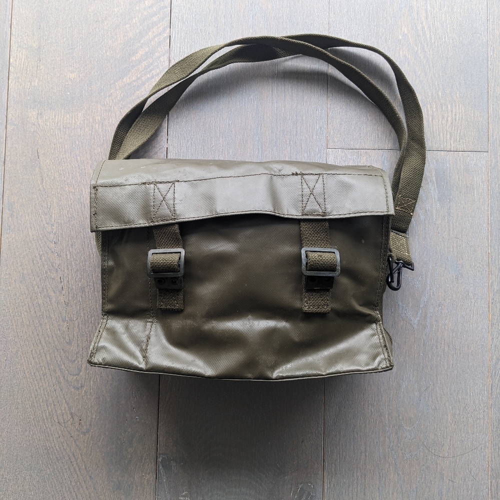 Ex-Military Bag 11"x7"x5", Bag Material is Waterproof, Great as Camera Bag